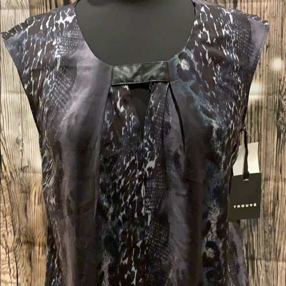 🌸BRAND NEW TROUVE BLOUSE - Picture 2 of 7